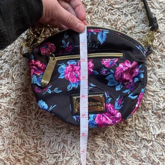 Betsy Johnson Small Crossbody Purse - Picture 14 of 16